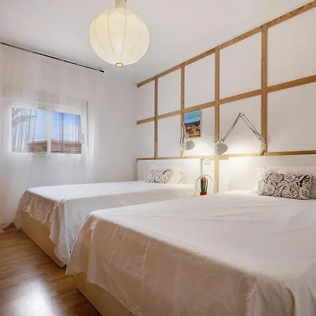 Abundia House Villa *